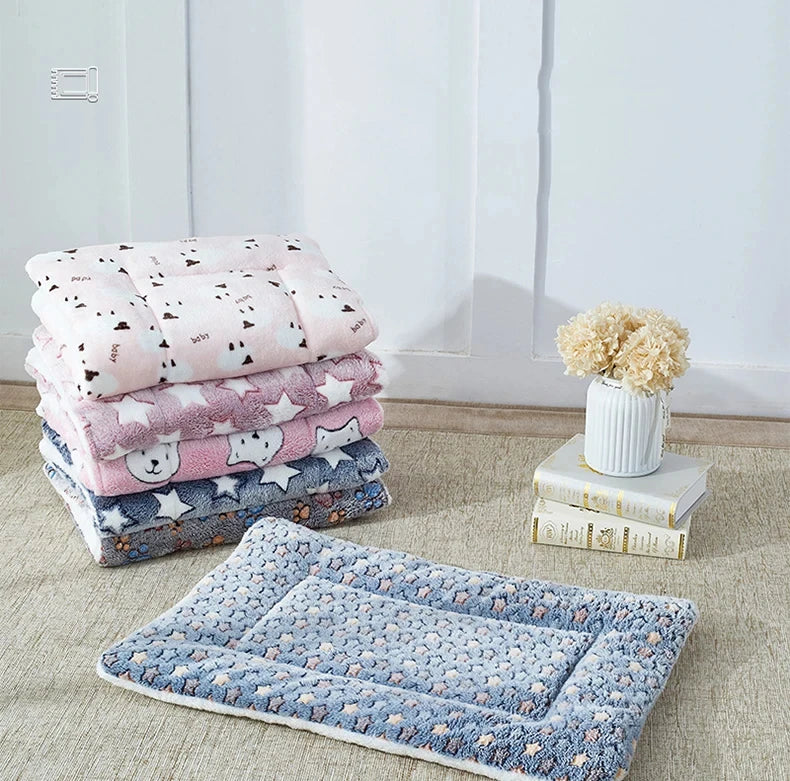 Plush Flannel Sleeping Mat